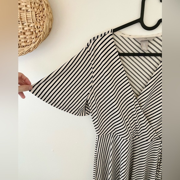 H&M wrap dress - Picture 4 of 6